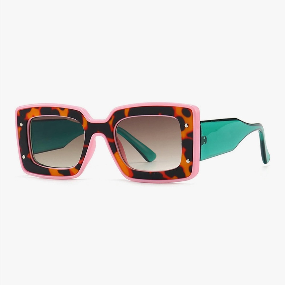 NEW leopard sunglasses